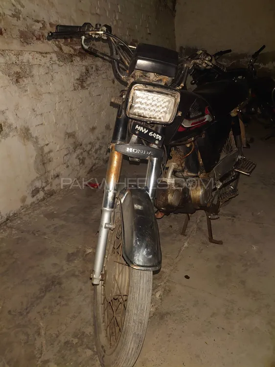 Honda CD 70 2001 for Sale Honda CD 70 2001 for Sale Image-2