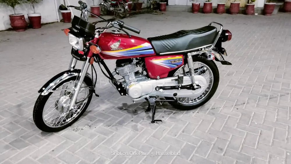 Honda CG 125 2011 for Sale Honda CG 125 2011 for Sale Image-1