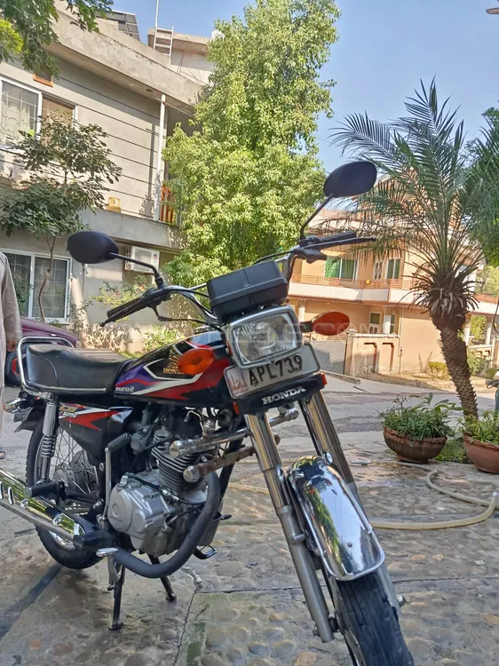 Honda CG 125 2017 for Sale Honda CG 125 2017 for Sale Image-1