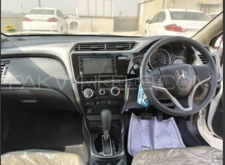 Honda City 2025 for Sale in Multan Honda City 2025 for Sale in Multan Image-3