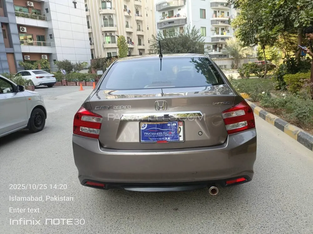Honda City 2015 for Sale in Islamabad Honda City 2015 for Sale in Islamabad Image-6