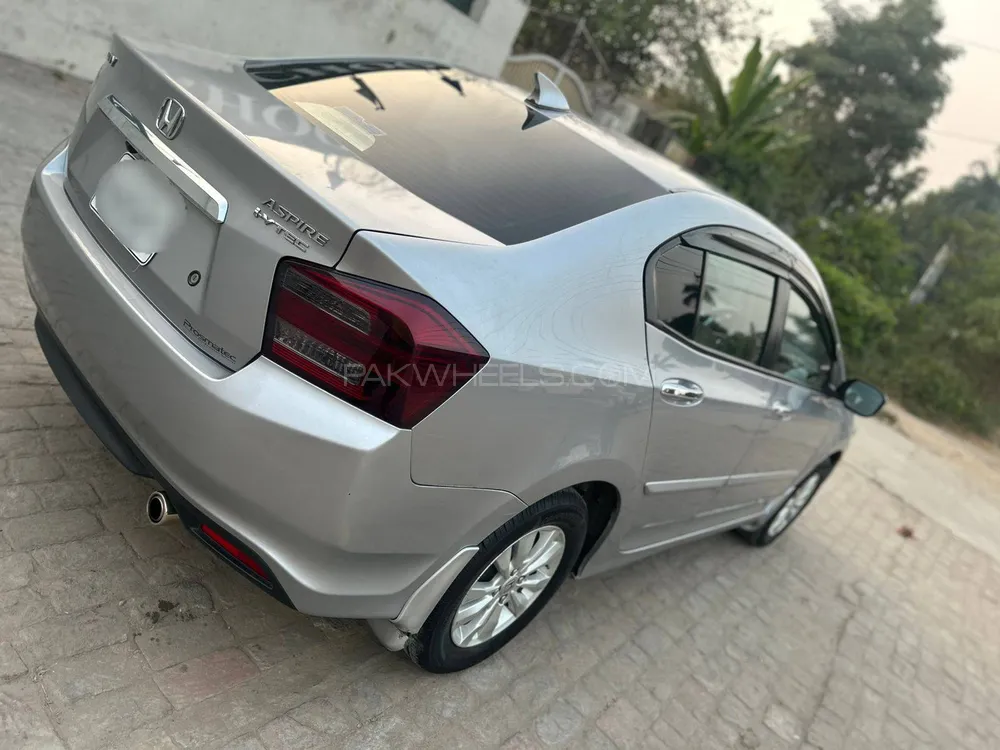 Honda City 2019 for Sale in Gujranwala Honda City 2019 for Sale in Gujranwala Image-9