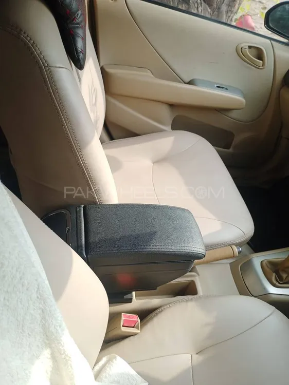 Honda City 2006 for Sale in Sahiwal Honda City 2006 for Sale in Sahiwal Image-5