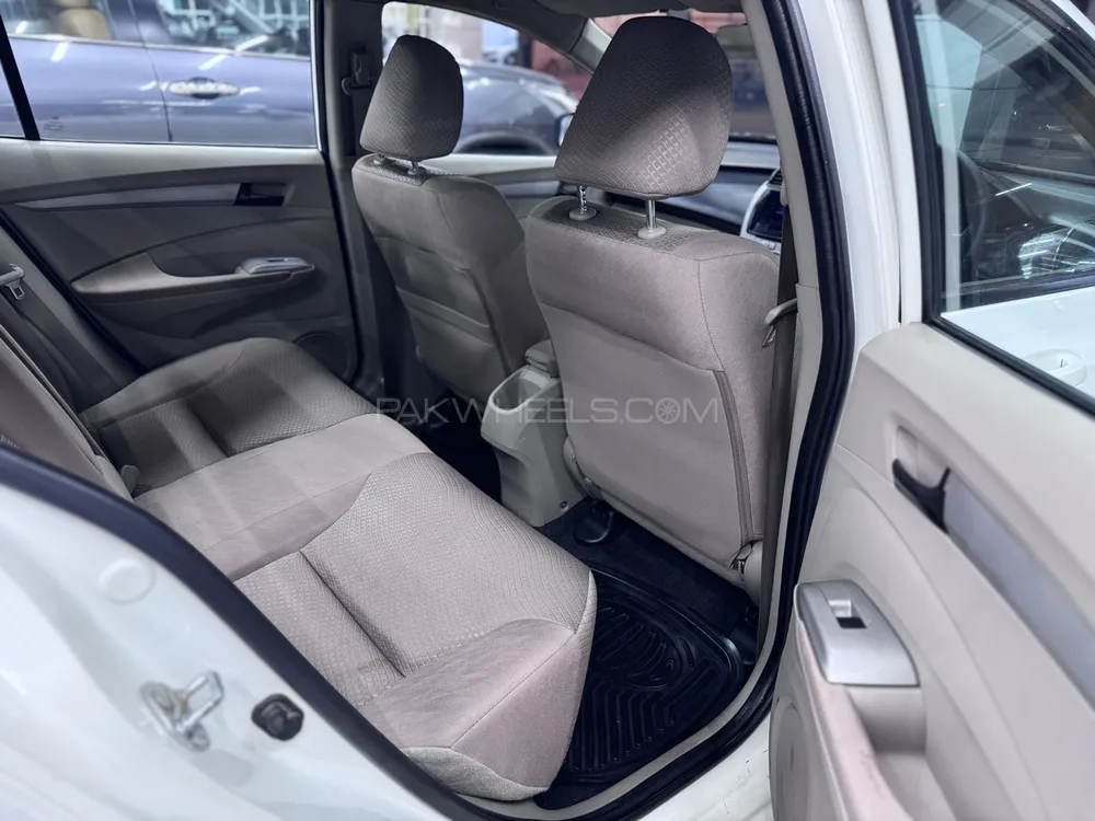 Honda City 2018 for Sale in Peshawar Honda City 2018 for Sale in Peshawar Image-8