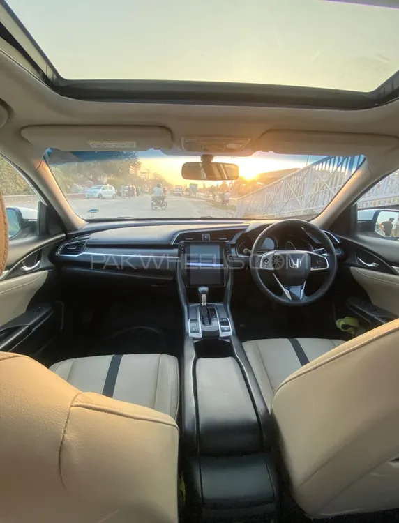 Honda Civic 2020 for Sale in Islamabad Honda Civic 2020 for Sale in Islamabad Image-2