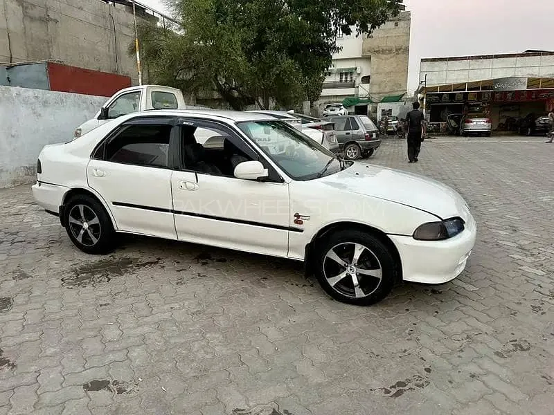 Honda Civic 1995 for Sale in Rawalpindi Honda Civic 1995 for Sale in Rawalpindi Image-2