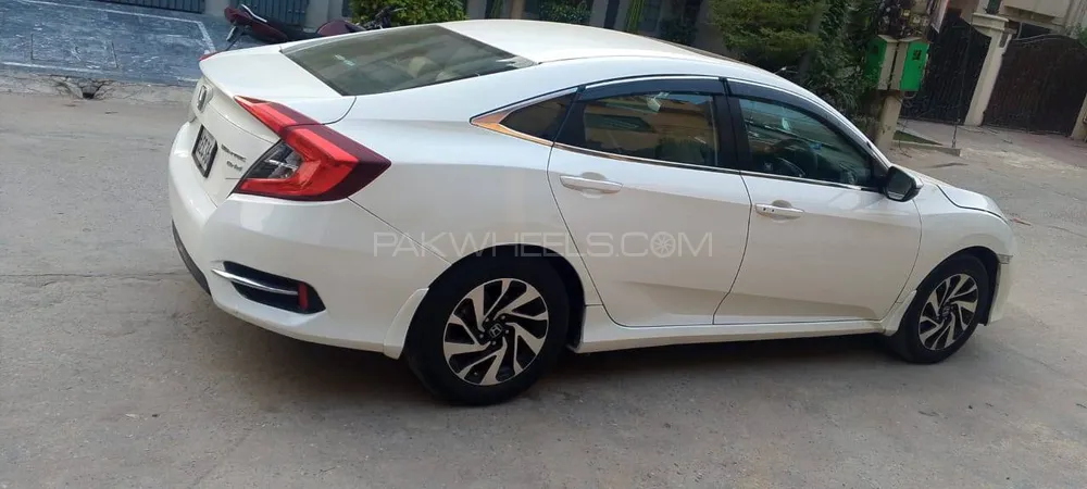 Honda Civic 2016 for Sale in Lahore Image-1