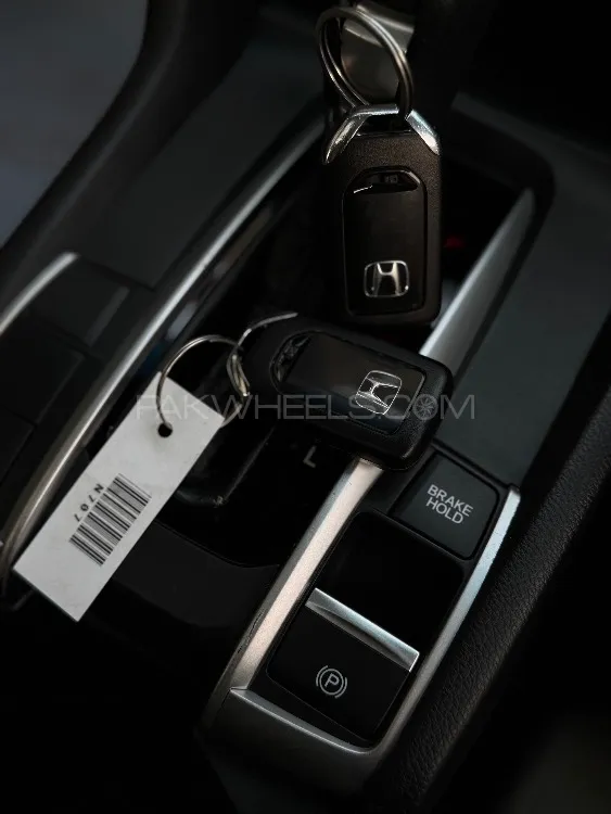 Honda Civic 2017 for Sale in Lahore Honda Civic 2017 for Sale in Lahore Image-13