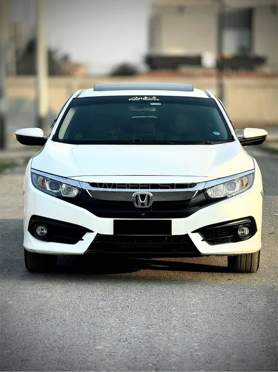 Honda Civic 2018 for Sale in Faisalabad Honda Civic 2018 for Sale in Faisalabad Image-1
