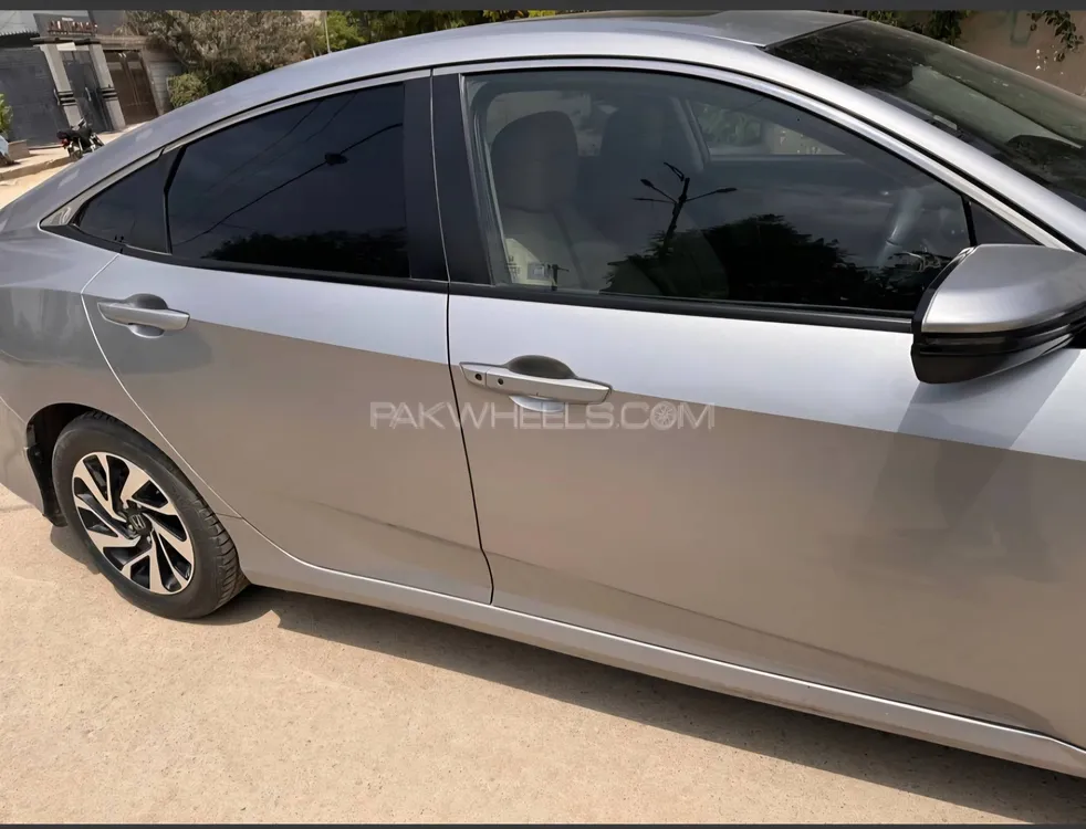 Honda Civic 2018 for Sale in Karachi Honda Civic 2018 for Sale in Karachi Image-3