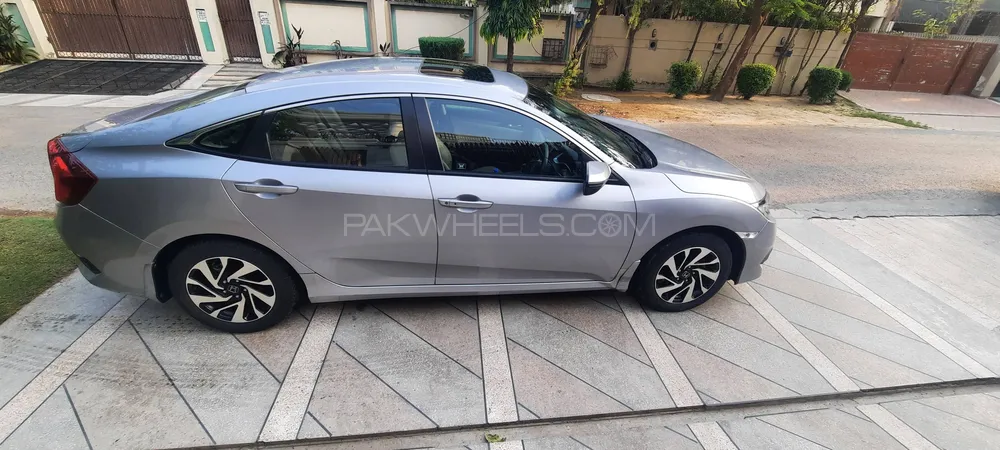 Honda Civic 2018 for Sale in Lahore Honda Civic 2018 for Sale in Lahore Image-18