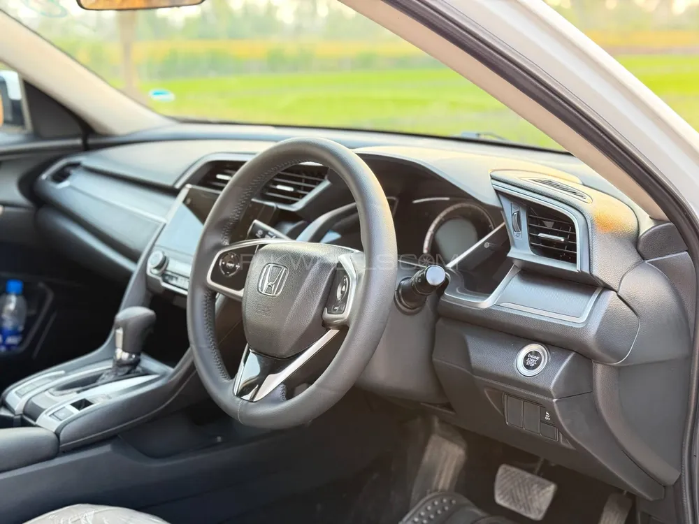 Honda Civic 2018 for Sale in Mandi bahauddin Honda Civic 2018 for Sale in Mandi bahauddin Image-6