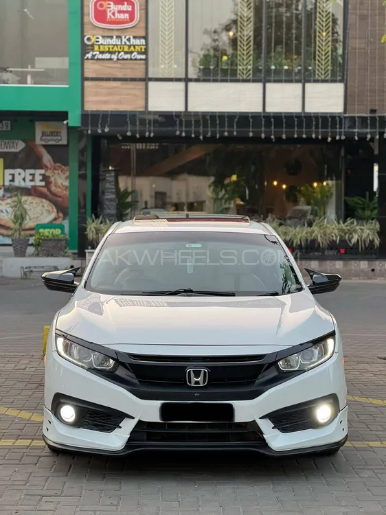 Honda Civic 2019 for Sale in Sialkot Honda Civic 2019 for Sale in Sialkot Image-12