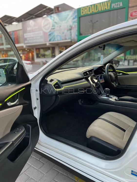 Honda Civic 2019 for Sale in Sialkot Honda Civic 2019 for Sale in Sialkot Image-7
