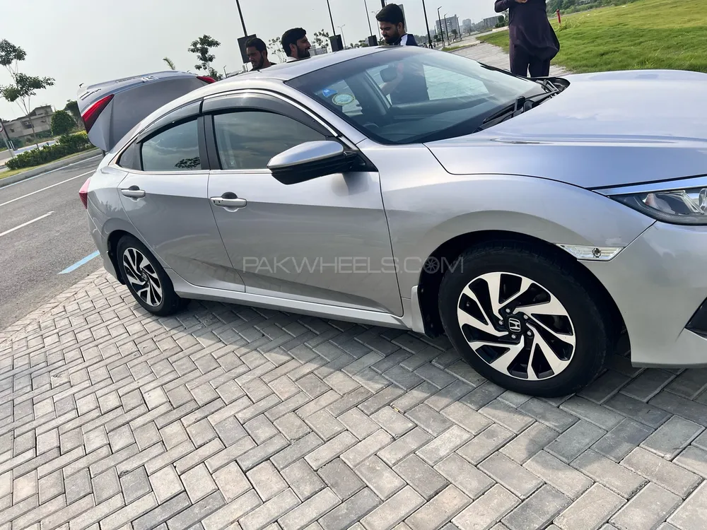 Honda Civic 2019 for Sale in Lahore Honda Civic 2019 for Sale in Lahore Image-12