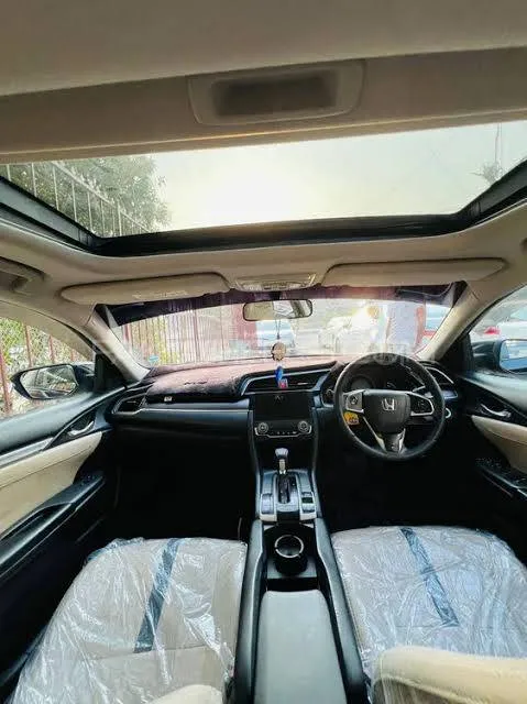 Honda Civic 2022 for Sale in Peshawar Honda Civic 2022 for Sale in Peshawar Image-3