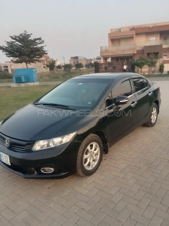 Honda Civic 2015 for Sale in Faisalabad Honda Civic 2015 for Sale in Faisalabad Image-8