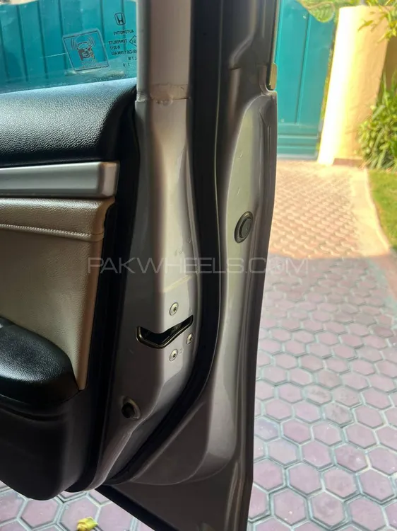 Honda Civic 2016 for Sale in Sialkot Honda Civic 2016 for Sale in Sialkot Image-7