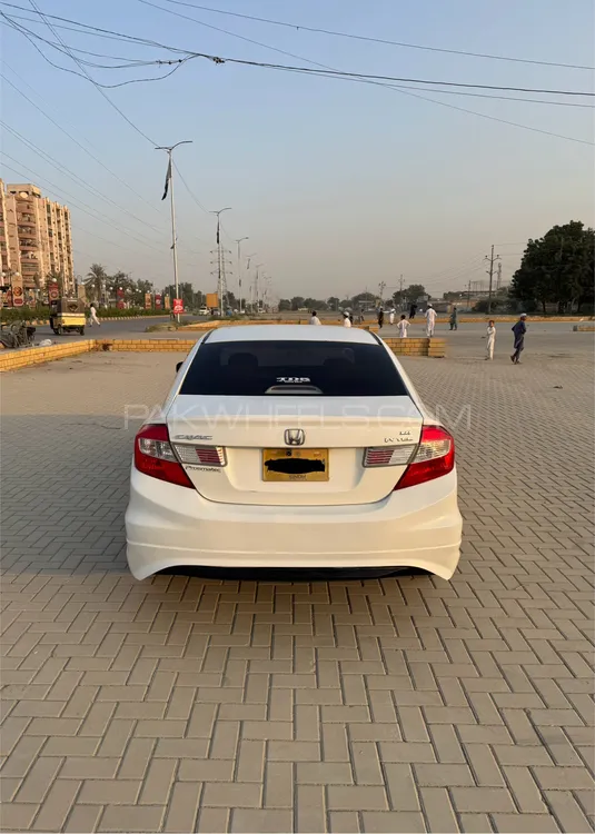 Honda Civic 2013 for Sale in Karachi Honda Civic 2013 for Sale in Karachi Image-4