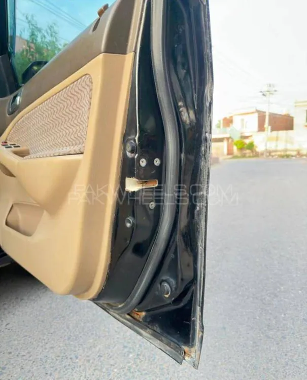 Honda Civic 2004 for Sale in Multan Honda Civic 2004 for Sale in Multan Image-6