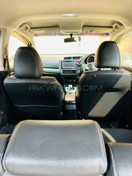 Honda Fit 2014 for Sale in Lahore Honda Fit 2014 for Sale in Lahore Image-14