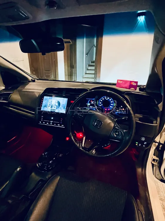 Honda Fit 2015 for Sale in Islamabad Honda Fit 2015 for Sale in Islamabad Image-10