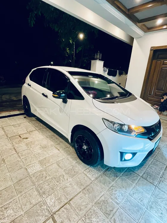 Honda Fit 2015 for Sale in Islamabad Honda Fit 2015 for Sale in Islamabad Image-2