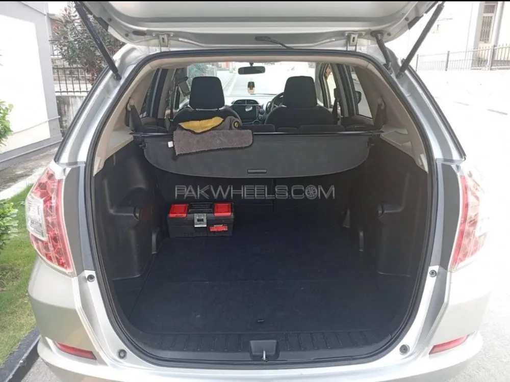 Honda Fit 2014 for Sale in Wah cantt Honda Fit 2014 for Sale in Wah cantt Image-7