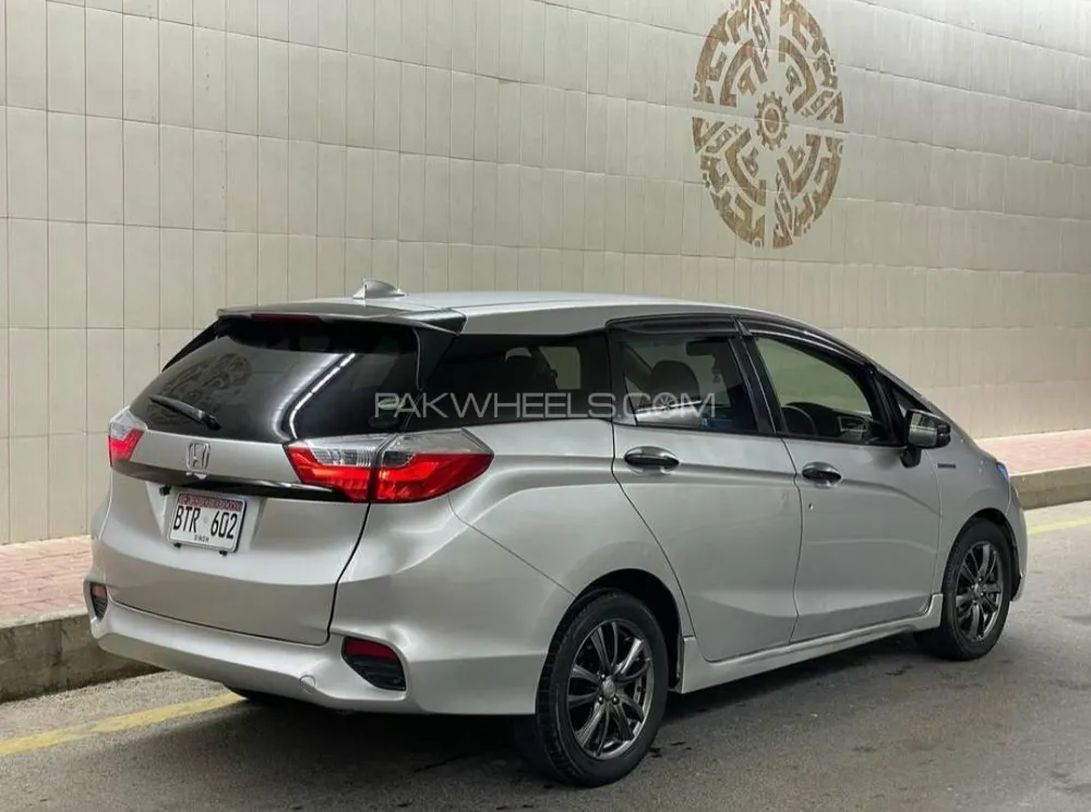Honda Fit 2015 for Sale in Karachi Honda Fit 2015 for Sale in Karachi Image-5