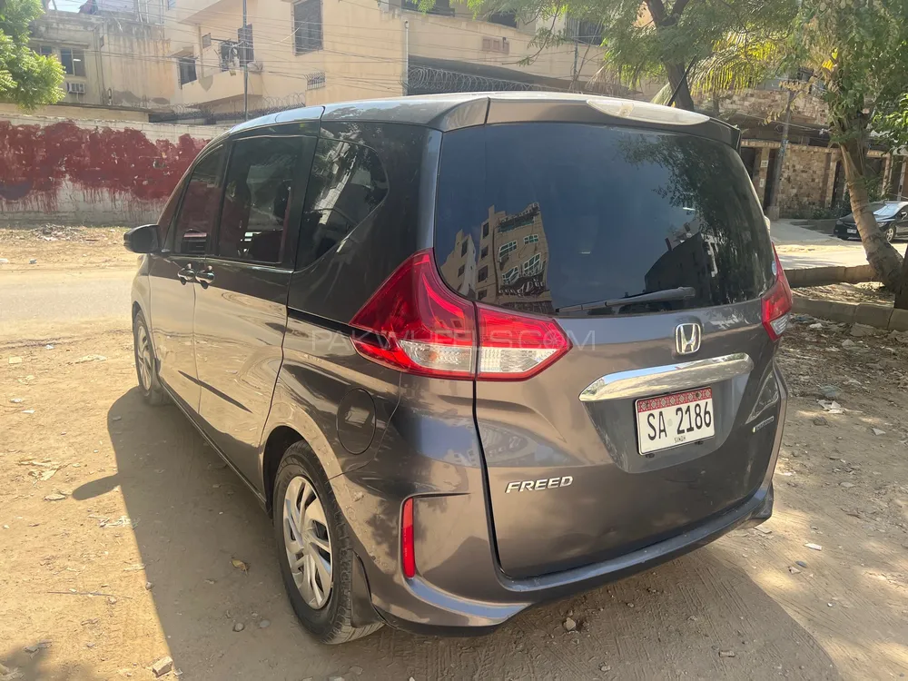 Honda Freed 2017 for Sale in Karachi Honda Freed 2017 for Sale in Karachi Image-11