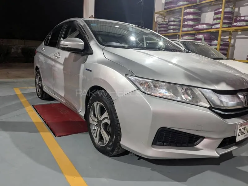 Honda Grace Hybrid 2015 for Sale in Karachi Honda Grace Hybrid 2015 for Sale in Karachi Image-13