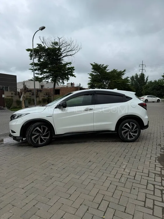 Honda Vezel 2016 for Sale in Lahore Honda Vezel 2016 for Sale in Lahore Image-8