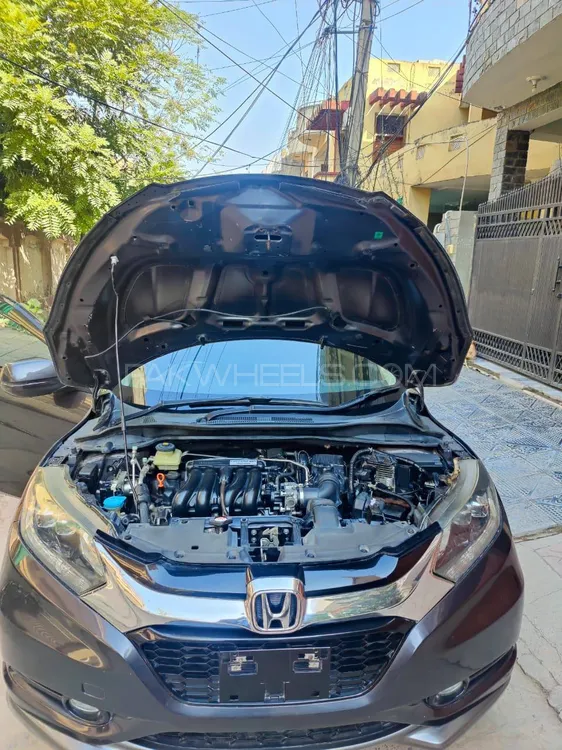 Honda Vezel 2014 for Sale in Rawalpindi Honda Vezel 2014 for Sale in Rawalpindi Image-9