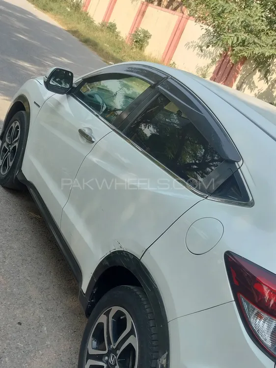 Honda Vezel 2014 for Sale in Islamabad Honda Vezel 2014 for Sale in Islamabad Image-3