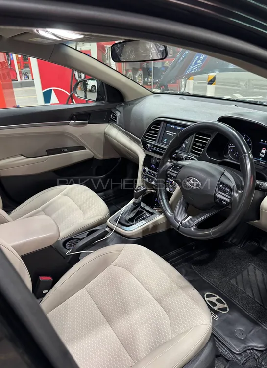 Hyundai Elantra 2021 for Sale in Lahore Hyundai Elantra 2021 for Sale in Lahore Image-3