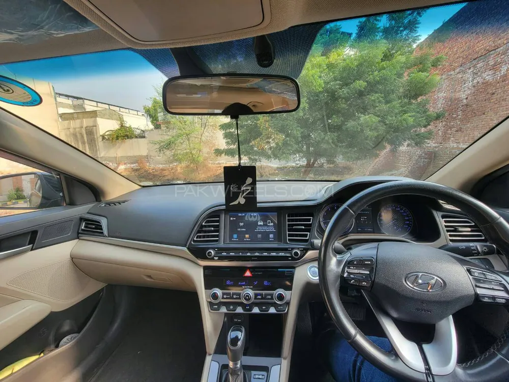 Hyundai Elantra 2021 for Sale in Faisalabad Hyundai Elantra 2021 for Sale in Faisalabad Image-9