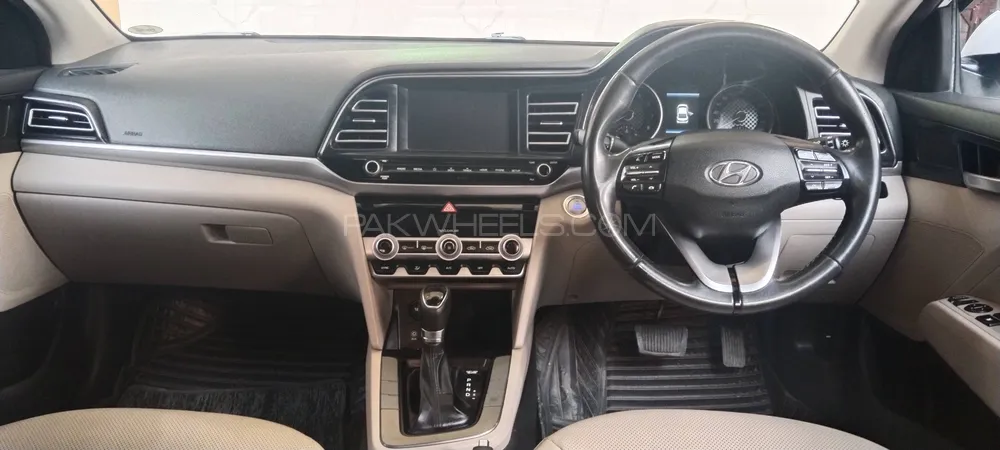 Hyundai Elantra 2021 for Sale in Lahore Hyundai Elantra 2021 for Sale in Lahore Image-9