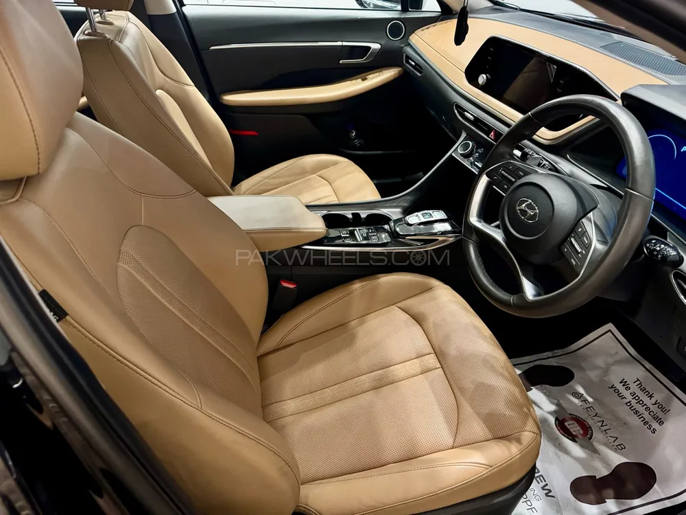 Hyundai Sonata 2024 for Sale in Lahore Hyundai Sonata 2024 for Sale in Lahore Image-11