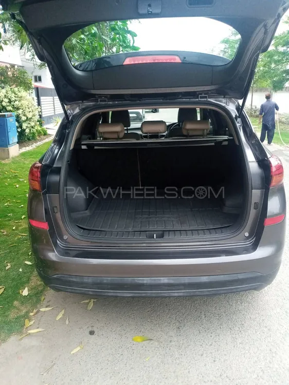 Hyundai Tucson 2022 for Sale in Lahore Hyundai Tucson 2022 for Sale in Lahore Image-2