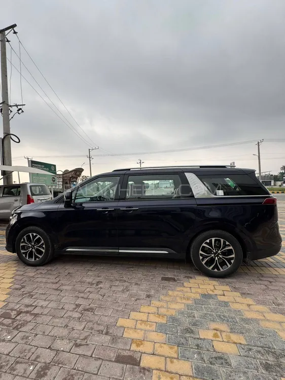 KIA Carnival 2022 for Sale in Lahore KIA Carnival 2022 for Sale in Lahore Image-4