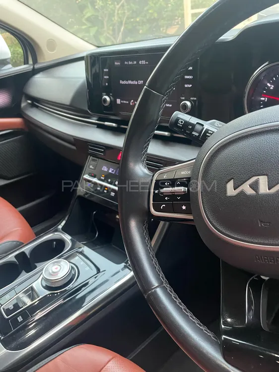 KIA Carnival 2021 for Sale in Lahore KIA Carnival 2021 for Sale in Lahore Image-8