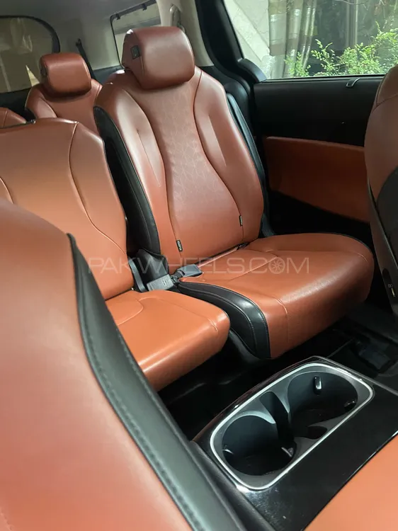 KIA Carnival 2021 for Sale in Lahore KIA Carnival 2021 for Sale in Lahore Image-11