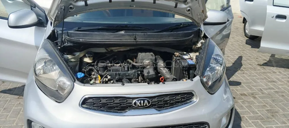 KIA Picanto 2020 for Sale in Karachi KIA Picanto 2020 for Sale in Karachi Image-3
