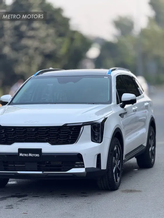 KIA Sorento 2025 for Sale in Lahore KIA Sorento 2025 for Sale in Lahore Image-3