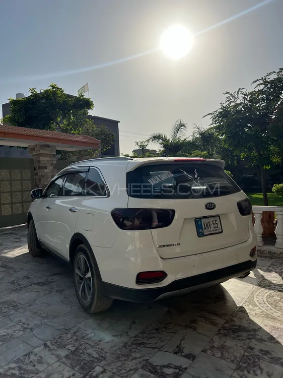 KIA Sorento 2022 for Sale in Lahore KIA Sorento 2022 for Sale in Lahore Image-6