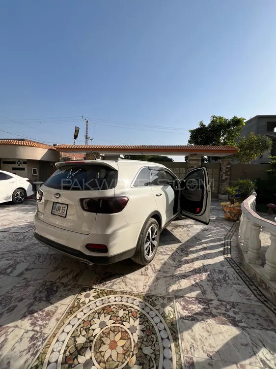 KIA Sorento 2022 for Sale in Lahore KIA Sorento 2022 for Sale in Lahore Image-5