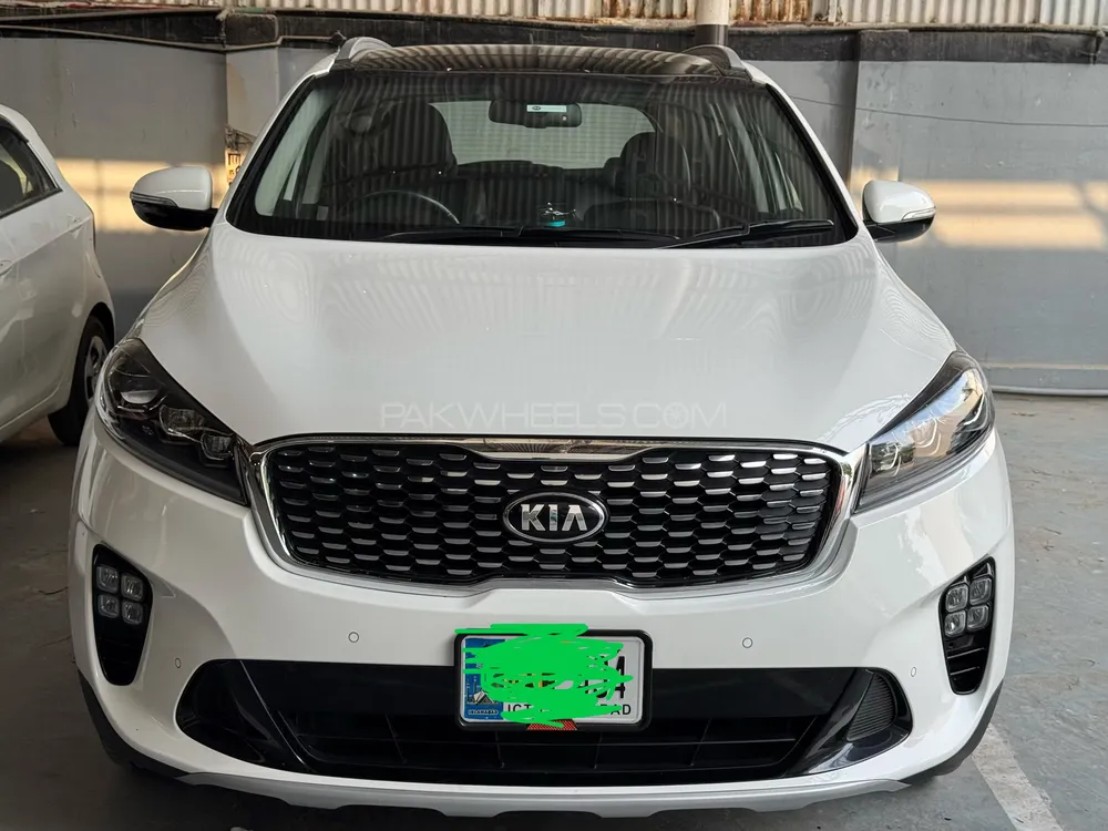 KIA Sorento 2022 for Sale in Lahore KIA Sorento 2022 for Sale in Lahore Image-1