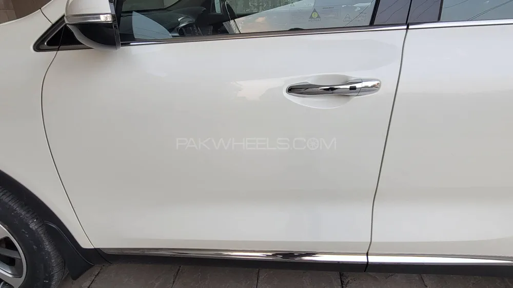 KIA Sorento 2021 for Sale in Lahore KIA Sorento 2021 for Sale in Lahore Image-4