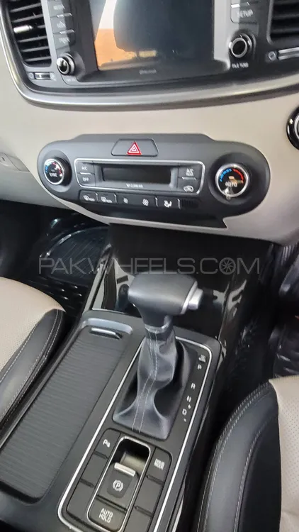 KIA Sorento 2021 for Sale in Lahore KIA Sorento 2021 for Sale in Lahore Image-17