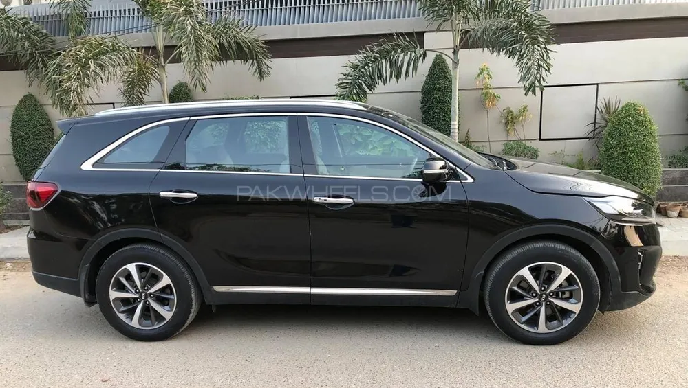 KIA Sorento 2023 for Sale in Karachi KIA Sorento 2023 for Sale in Karachi Image-10